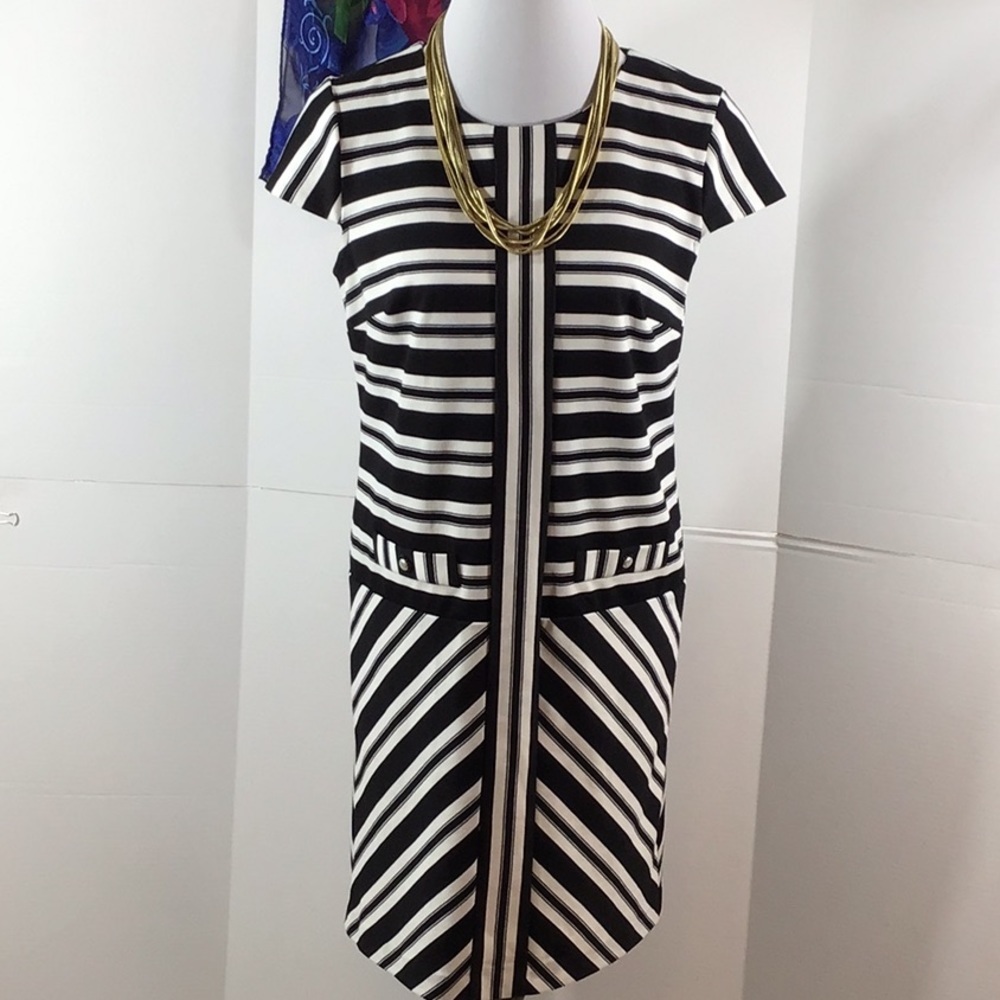 Karl Lagerfeld b/w dropped waist shift dress 10